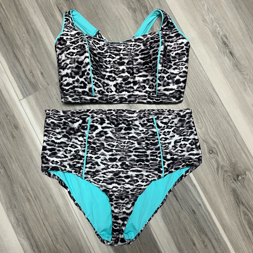 Teal/leopard 2PC